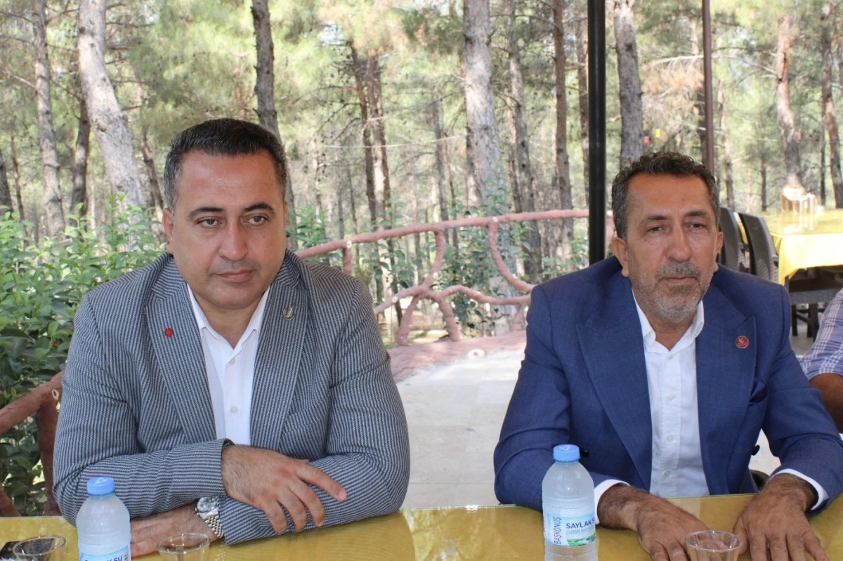 Yeniden Refah Partisi’nden Gazetecilere Samimi Buluşma: “Bu Şehir İçin Birlikte Düşüneceğiz”