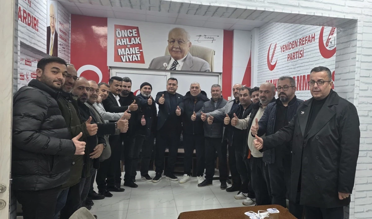 Yeniden Refah Partisi&rsquo;nden Kahramanmaraş&rsquo;ta G&uuml;&ccedil; G&ouml;sterisi: Katılımlar S&uuml;r&uuml;yor