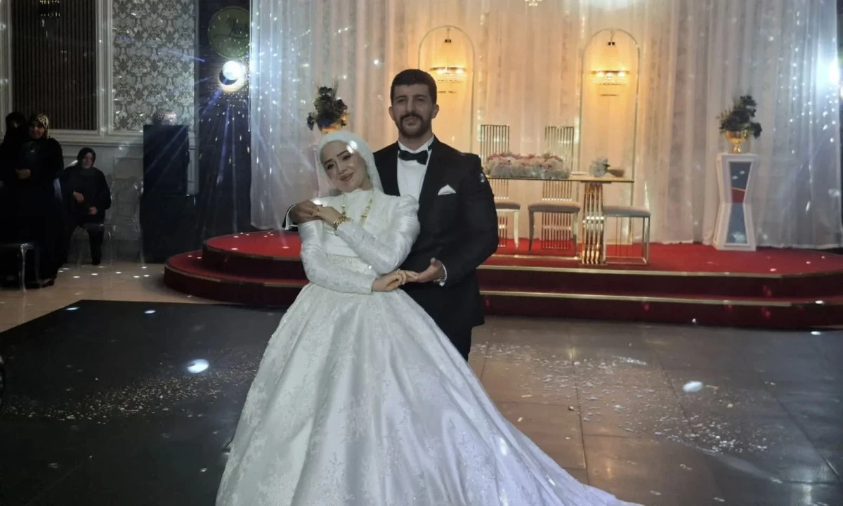Yılın Dikkat &Ccedil;eken D&uuml;ğ&uuml;nlerenden: Akbaba ve Topaloğlu Ailelerinin Mutlu G&uuml;n&uuml;