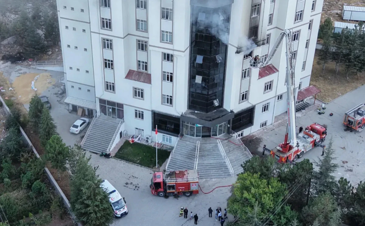 Yurt Binasında Yangın Paniği